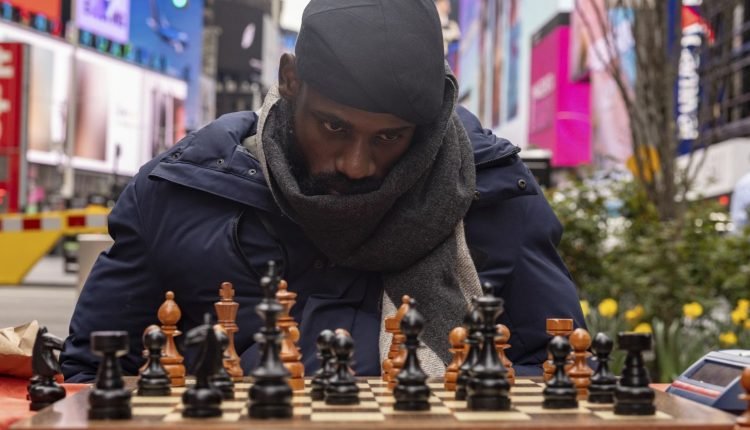 From Slums to New York: Chess master, Tunde Onakoya, sets new world record
