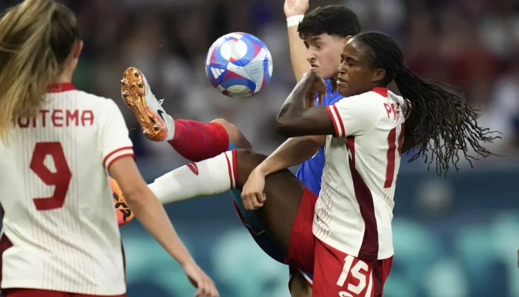 Canada stun France with dramatic 2-1 win as US, Spain advance