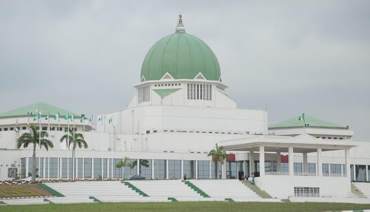 JUST IN:  Heavy security at N’Assembly as lawmakers hold emergency session