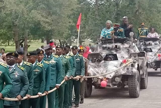 Nigerian Army Retires 10 Generals from Armoured Corps