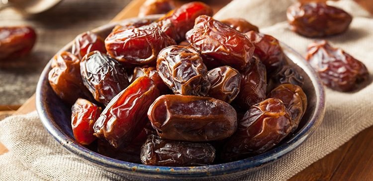 Health benefits of eating soaked dates: Keeps heart healthy, bones strong, improve digestion