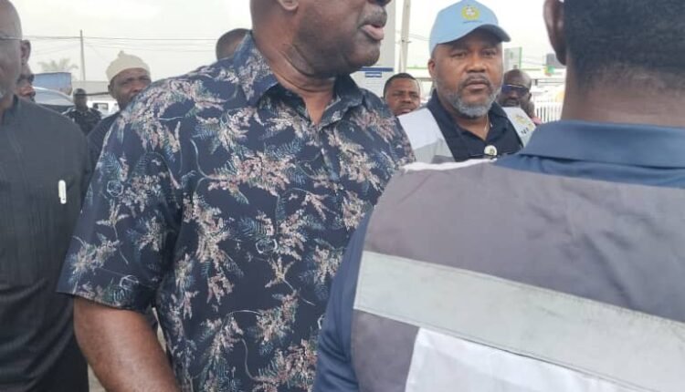 Deregulation: Lokpobiri pays unscheduled visit to filling stations in Yenagoa