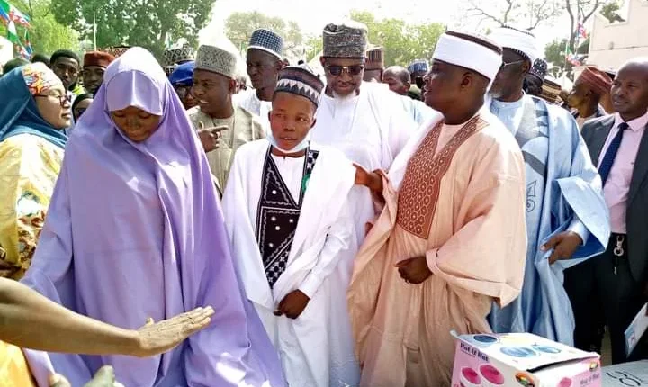 Kebbi Govt. marries off 300 couples in mass wedding