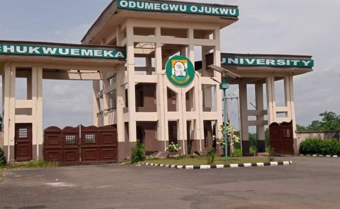 Ojukwu varsity staff petition EFCC, accuse VC of corruption