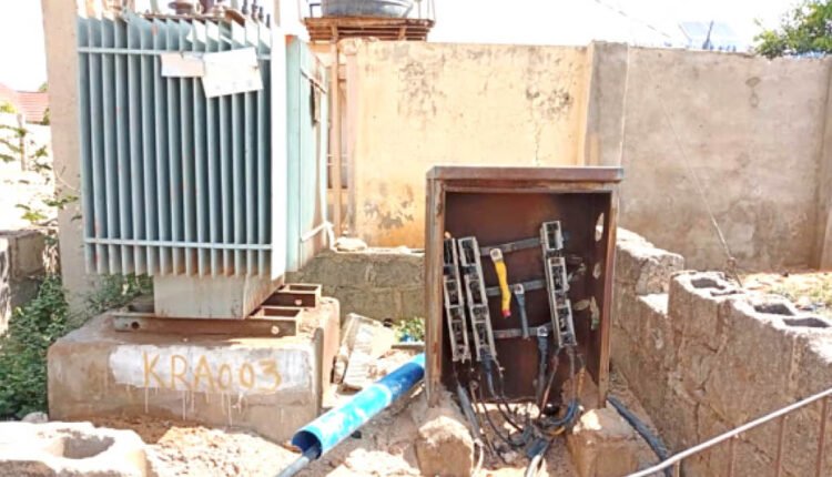 Police arrest 3 for allegedly vandalising transformer cables