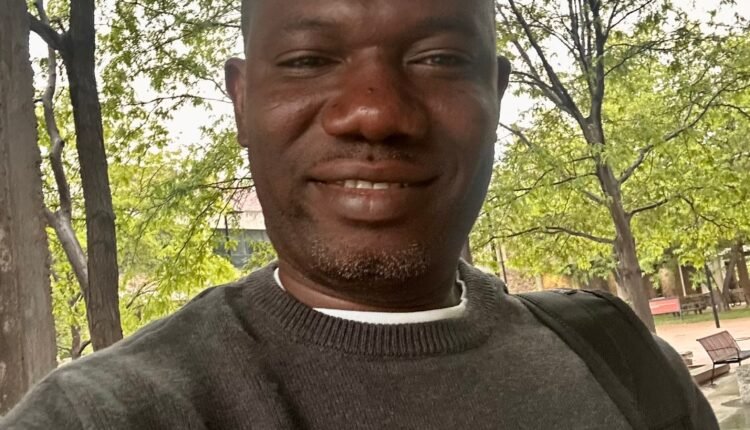 Researcher advocates innovative approach to learning AI