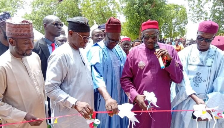 Senator inaugurates classrooms, office in Adamawa community school