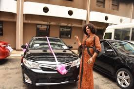 Civil Service Week: FG awards cars, flats to outstanding civil servants