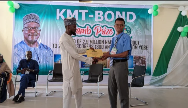 Development advocate presents N2.9m to impressive UTME candidates in Yobe