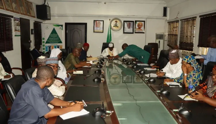 FG signs MOU with NAAT to avert strike