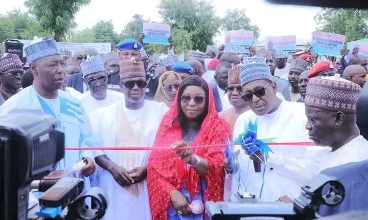 Health minister lauds Zulum’s 150-bed hospital project in Bolori II 