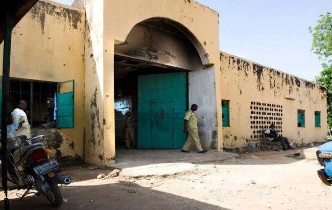 1,440 inmates awaiting trial in Correctional centres in Oyo State, says Controller