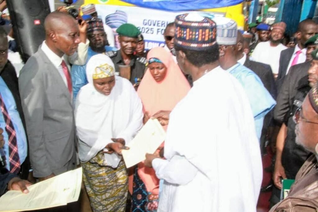 Gov. Buni Distributes 50,000 Bags of Grains to Vulnerable Persons
