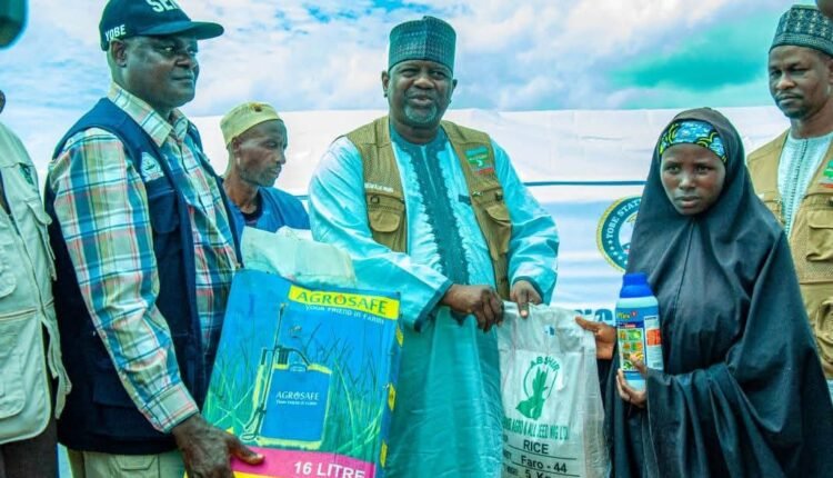 Yobe ACReSAL Supports  Flood Victims with Farm Inputs.