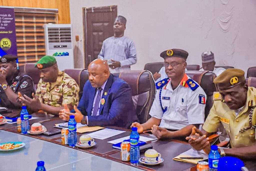 Governor Buni meets with security chiefs over schools reopening