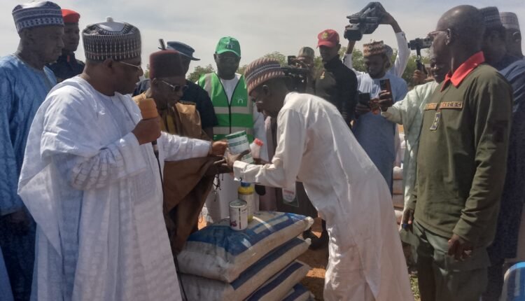 NADF, in collaboration with the Yobe government, launches an emergency onion farmers intervention programme.