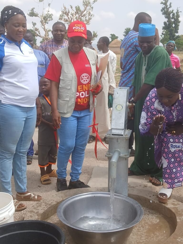 Taraba: Jalingo City Rotary Club Donates Borehole to Santewa Community