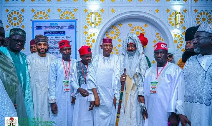 Kano weds 1,500 couples, gifts house, Hajj, wife to widower who lost wife, 6 children