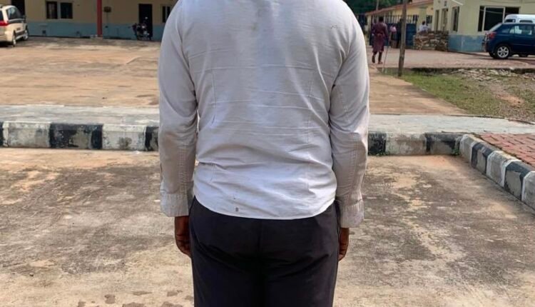 Police arrest man for allegedly setting wife ablaze