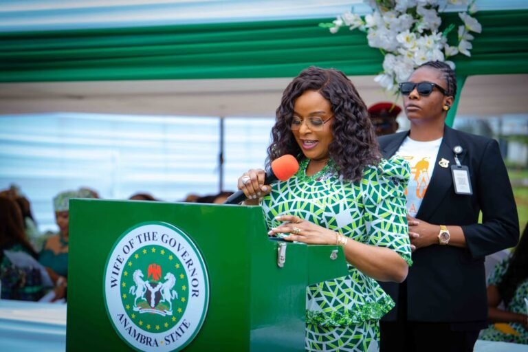 Presidency, RHI empower 500 Anambra women with business equipment