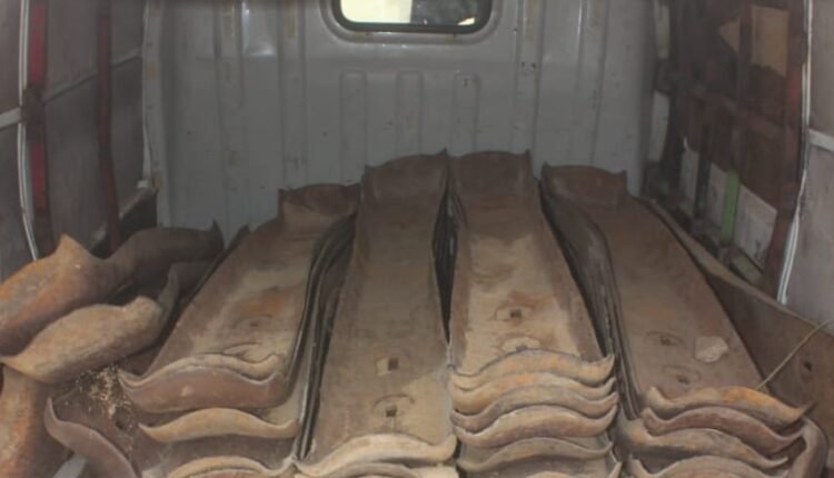 Police arrest 4 suspects with 70 railway sleepers in Katsina